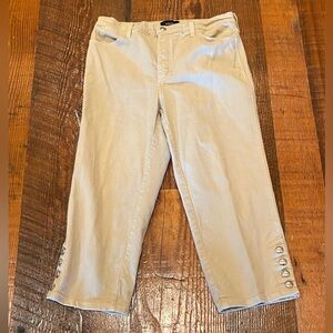 NYDJeans Not Your Daughters Jeans Capris size 8, excellent condition!